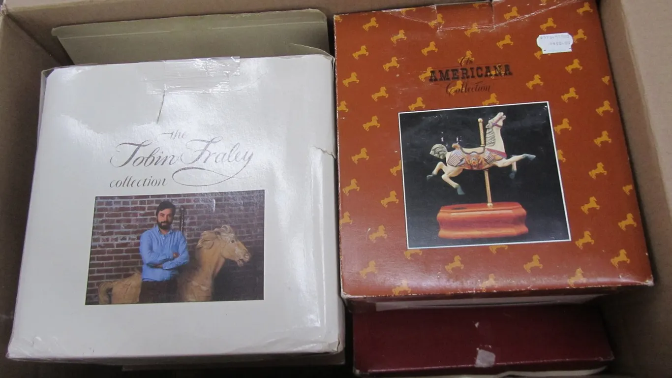 Lot Of Americana And Tobin Fraley Collection Pieces