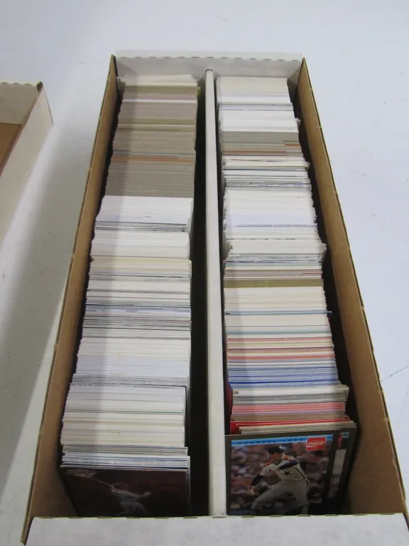 Lot Of Assorted Baseball Cards