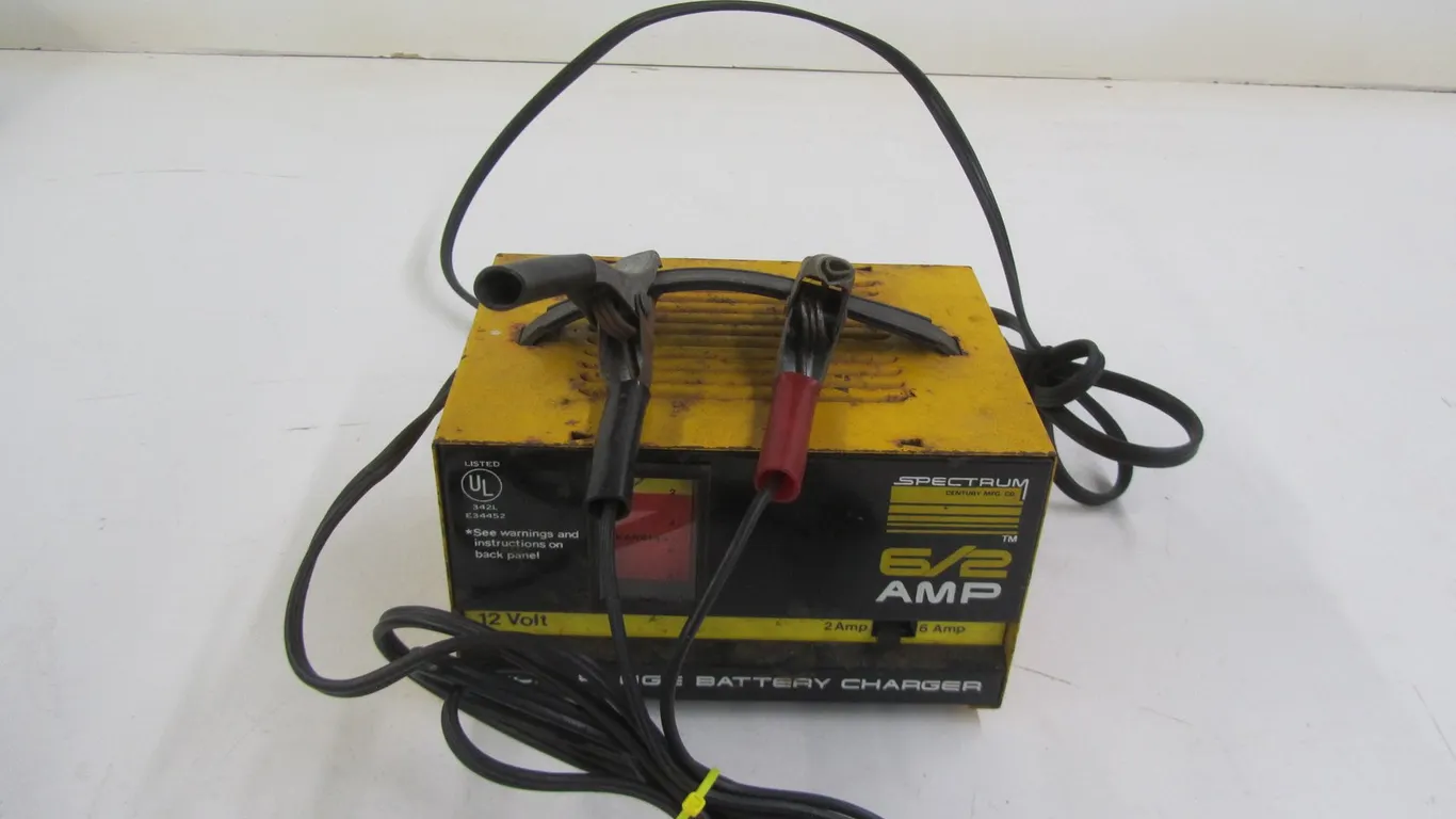 Spectrum 6/2 Amp Dual Range Battery Charger