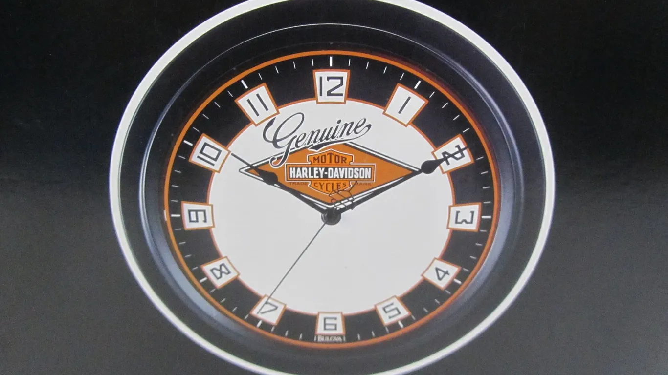 Harley-Davidson Genuine MotorClothes Bulova Wall Clock
