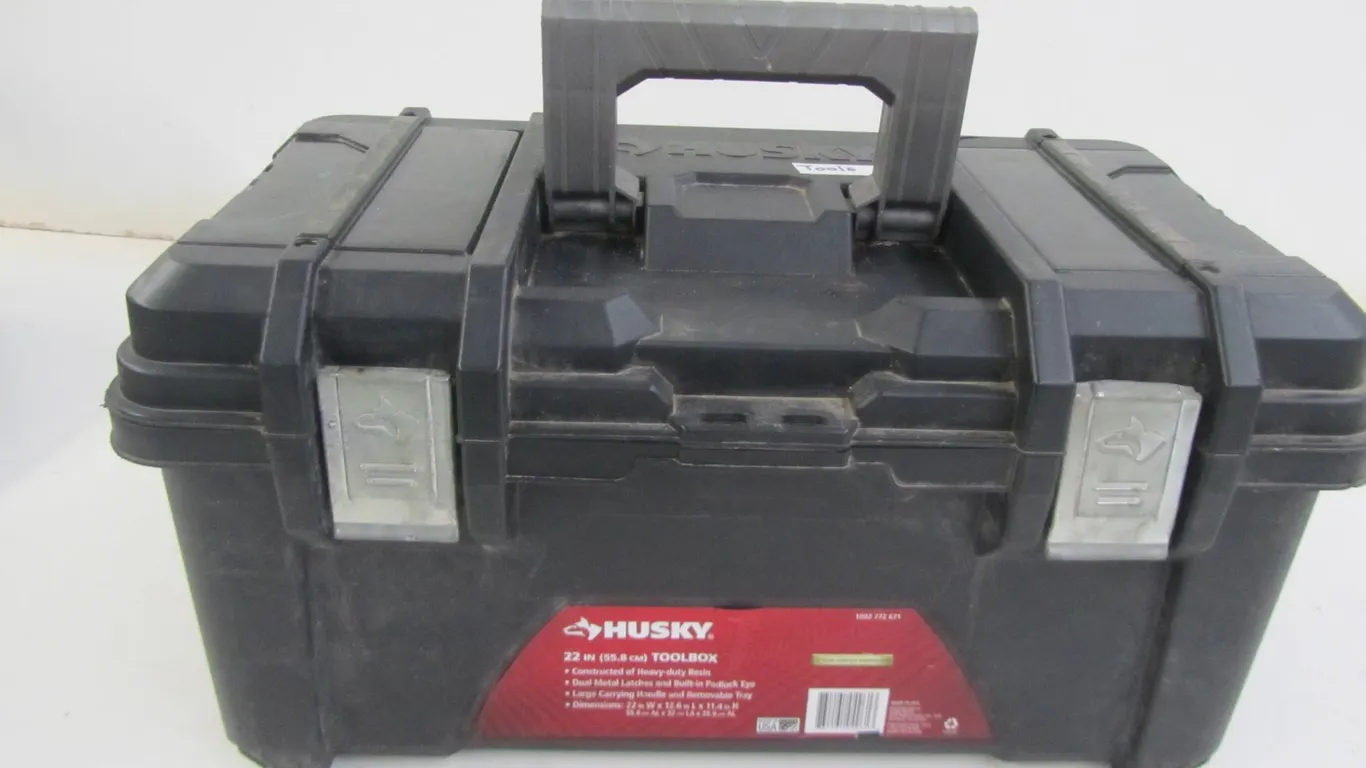 Husky 22" Tool Box w/Assorted Tools