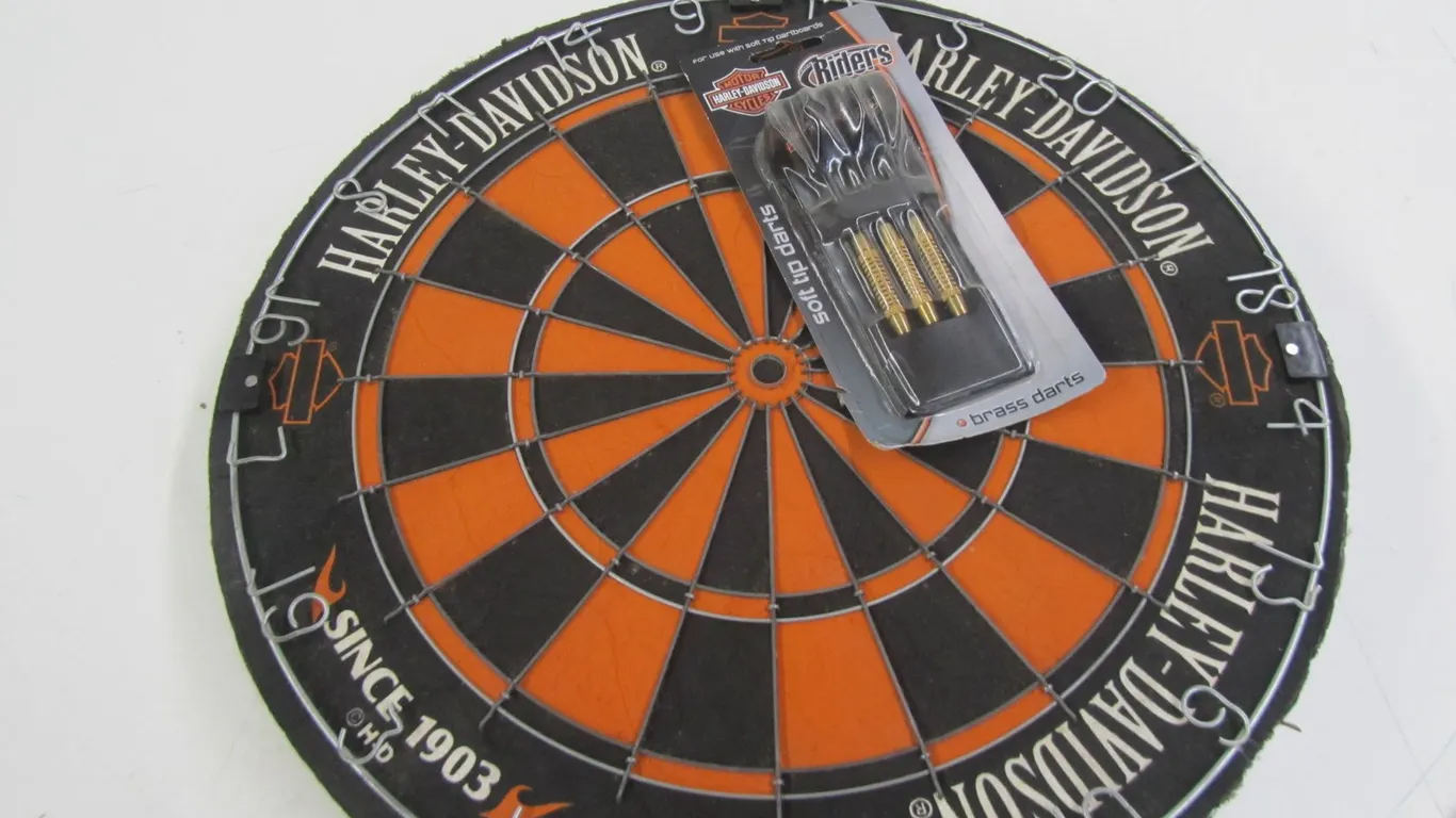 Harley-Davidson Cork Dart Board w/Set Of Darts