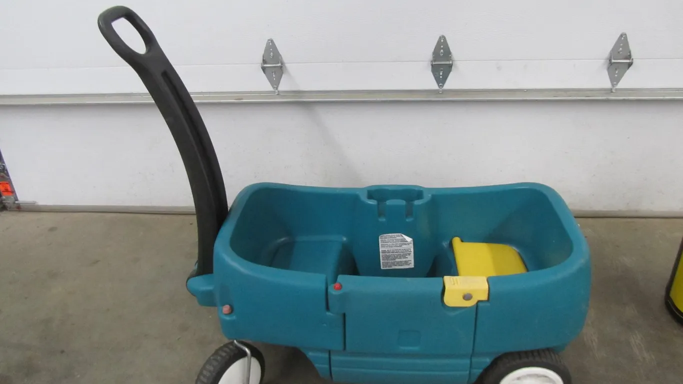 Plastic Toy Wagon