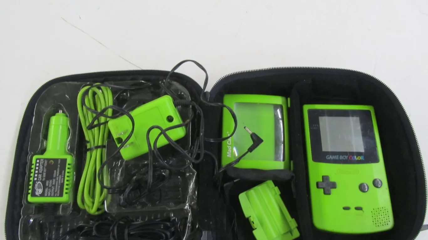 Game Boy Color w/Mad Catz Accessories