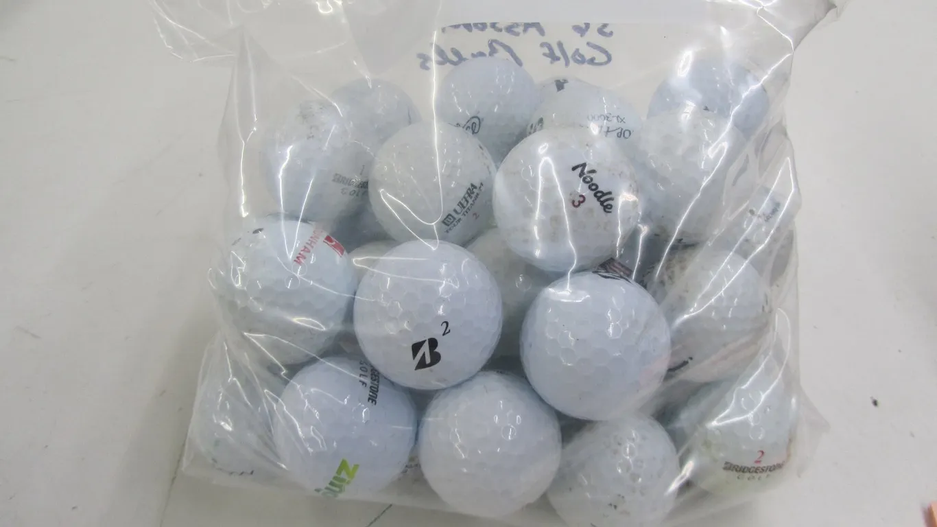 (36) Assorted Golf Balls