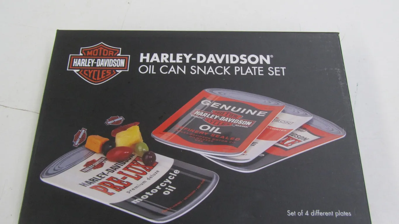 Harley-Davidson Oil Can Snack Plate Set