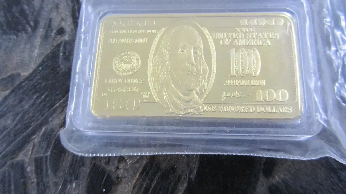 2003 100 Dollar Franklin Gold Plated Bar