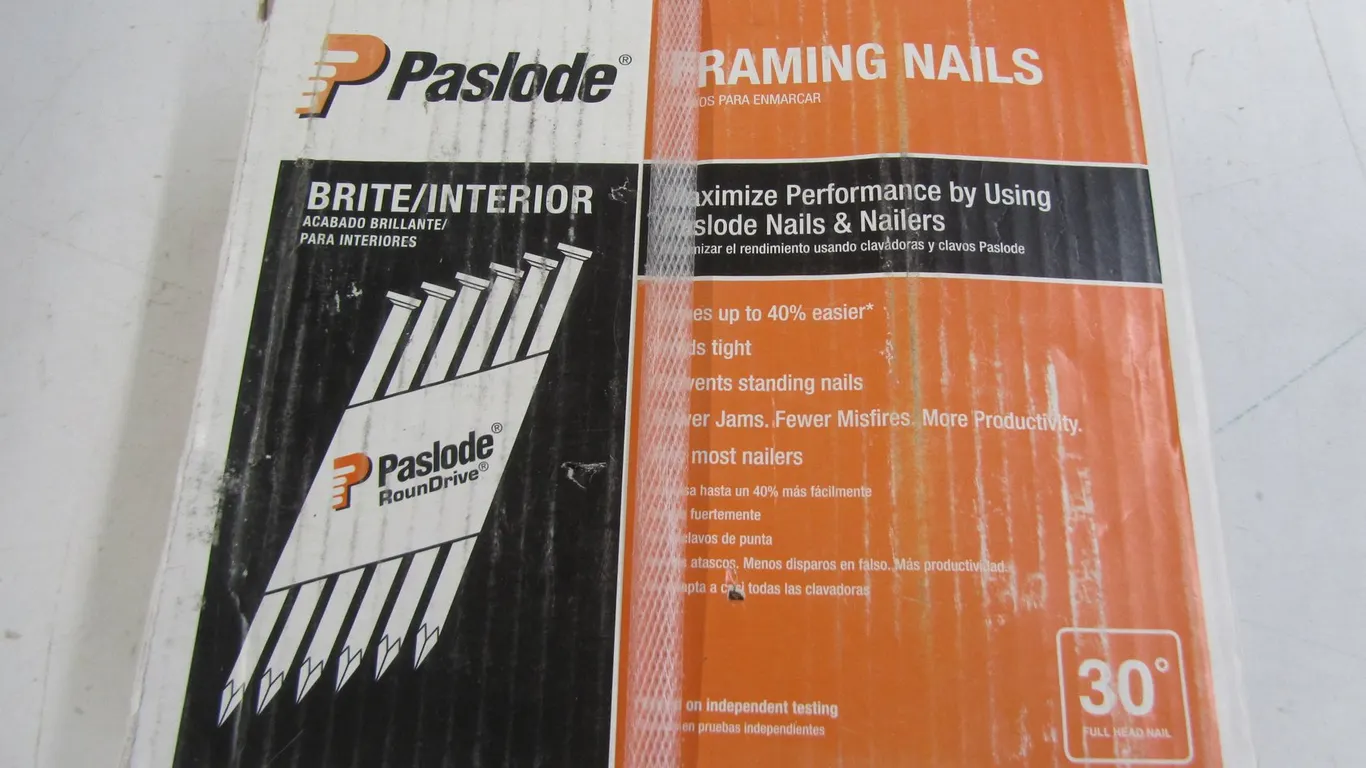Box Of (2,500) Paslode 30 Degree Paper Tape Framing Nails