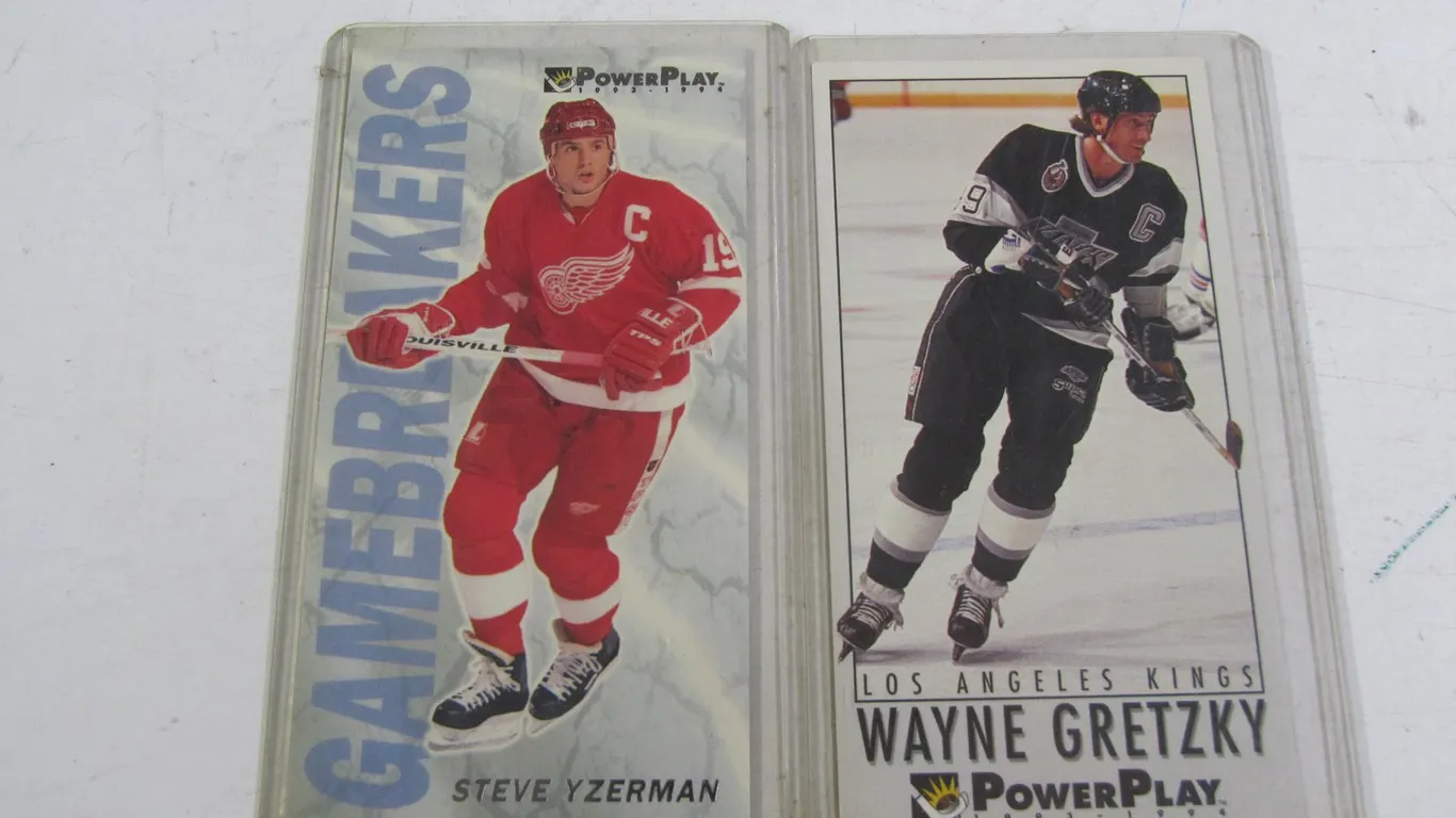 Wayne Gretzky And Steve Yzerman Cards