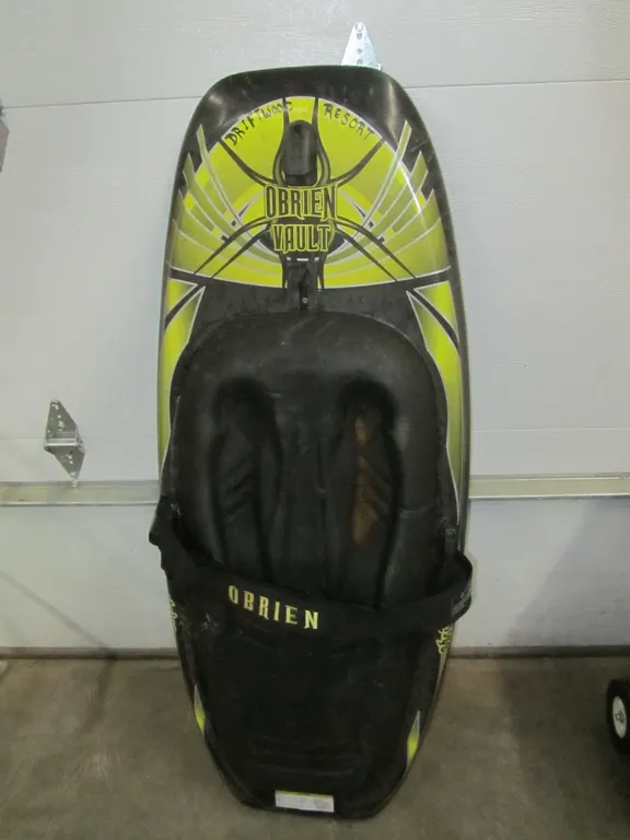 O'Brien Vault Knee Board