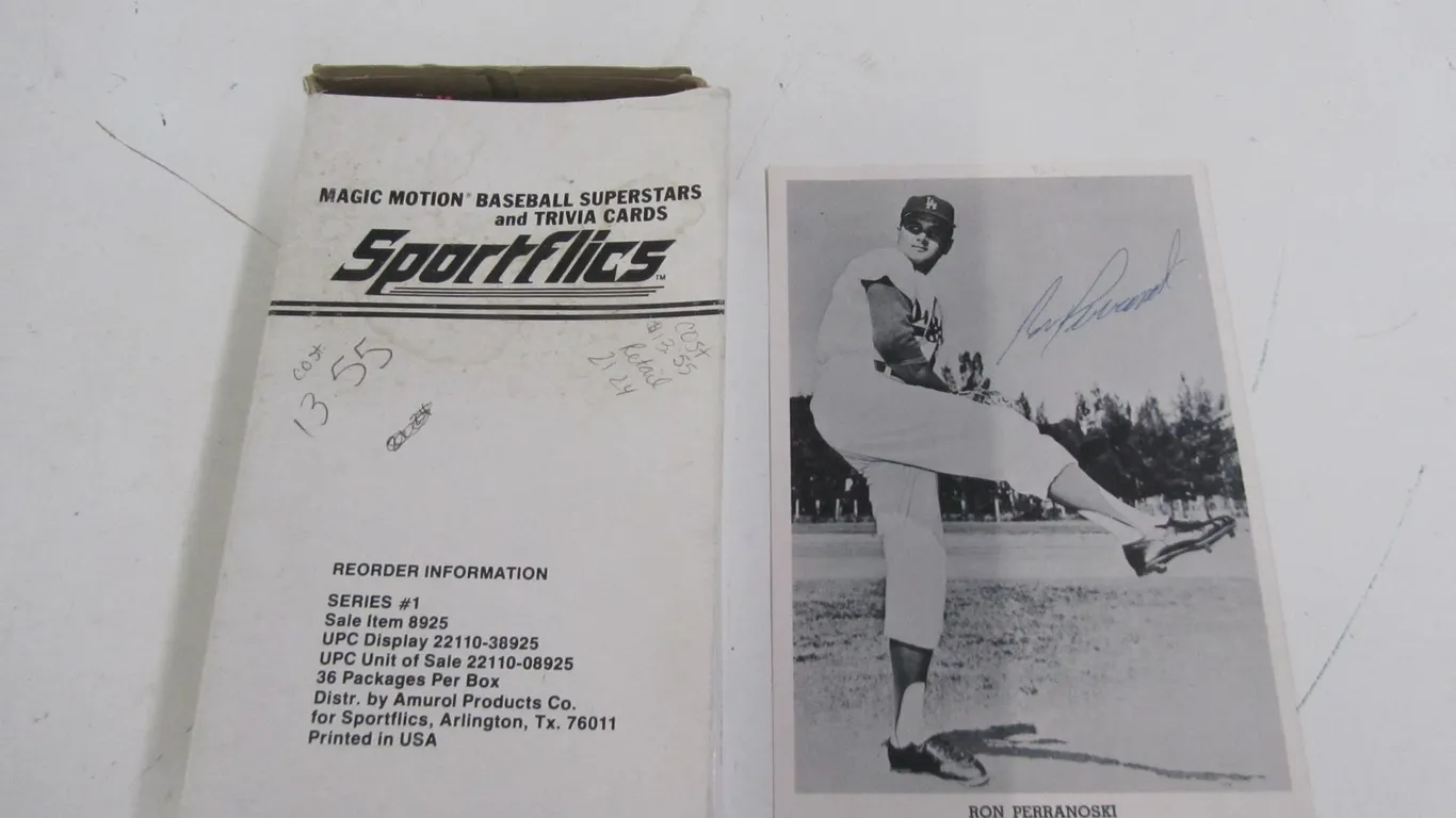 (36) 1986 Sportflics Baseball Superstars And Trivia Card Packs