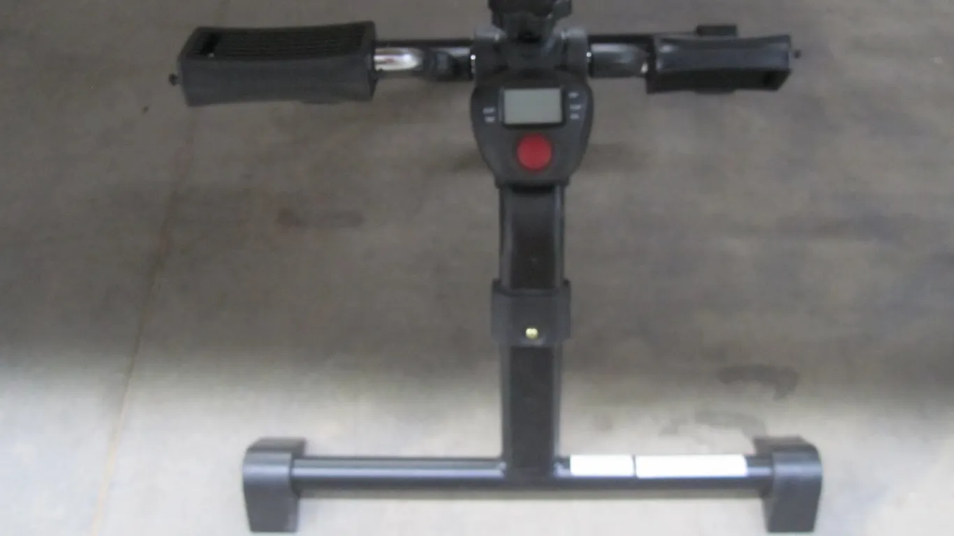 Vaunn Medical Pedal Machine