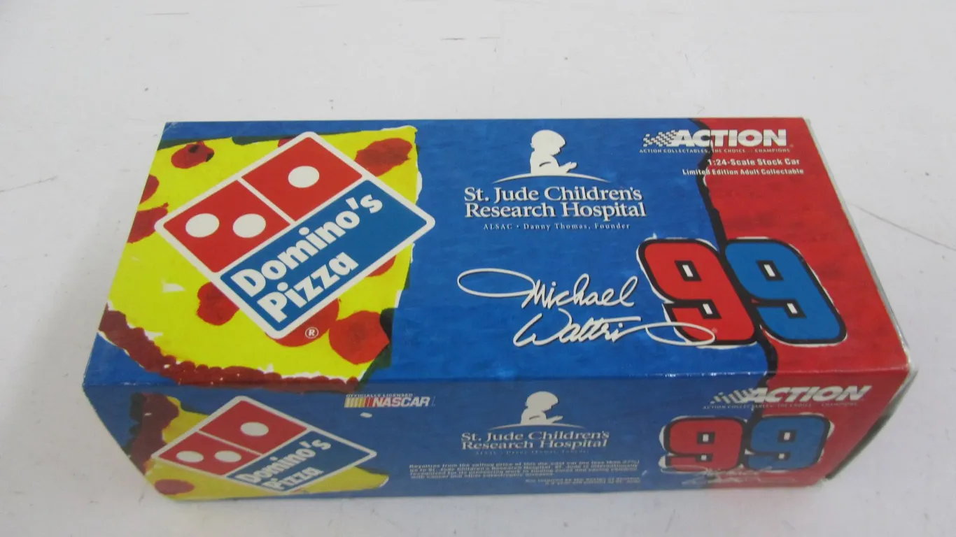 Action Michael Waltrip Domino's Pizza Die Cast Stock Car