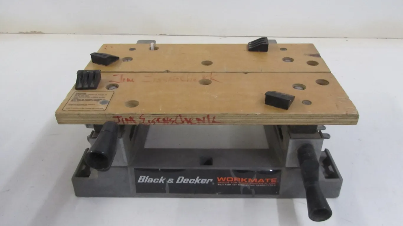 Black & Decker Workmate Bench Top Work Center & Vise