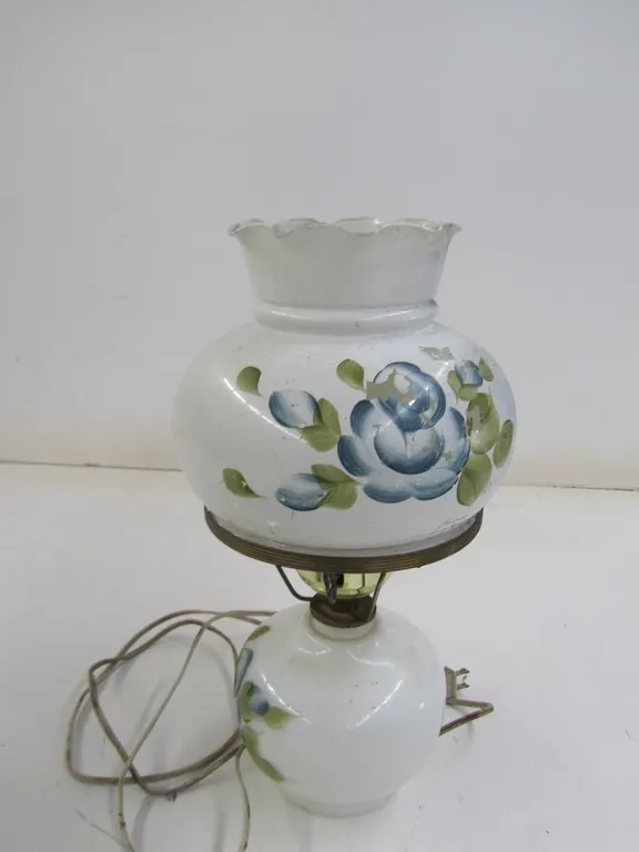 Vintage Hurricane Style Table Lamp