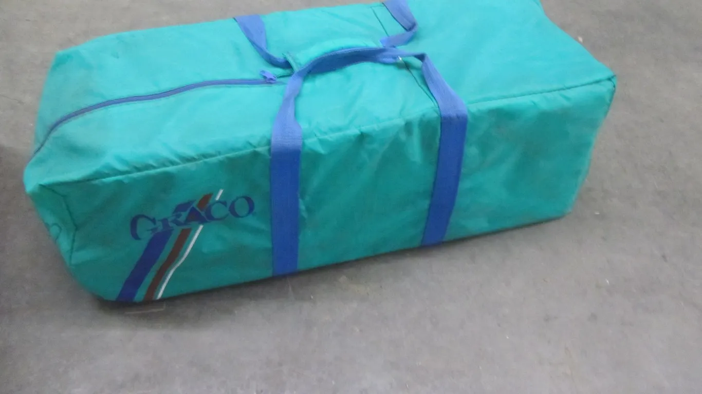Graco Portable Cribb