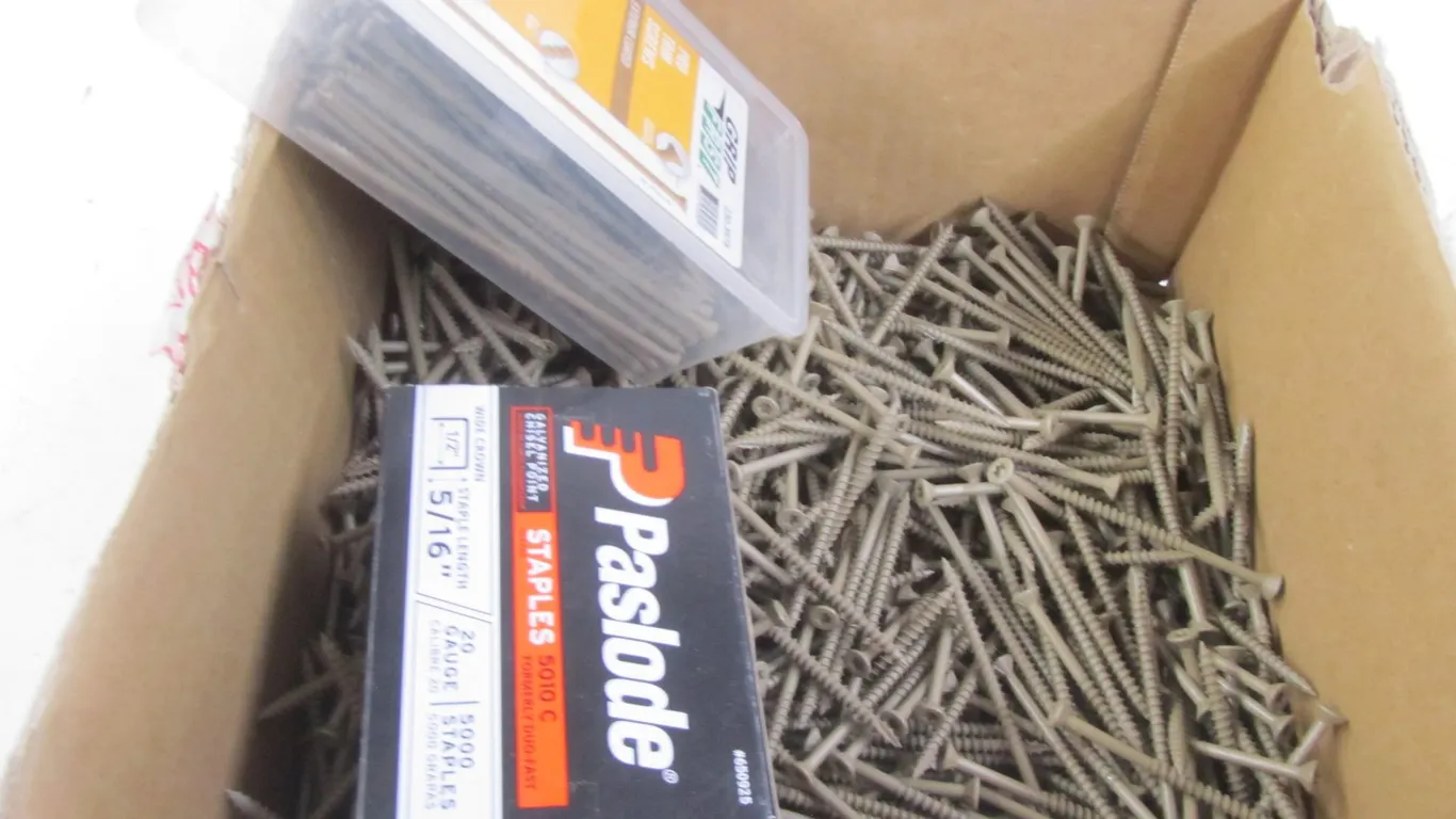 Lot Of #9 x 3-1/8" All Purpose Construction Screws