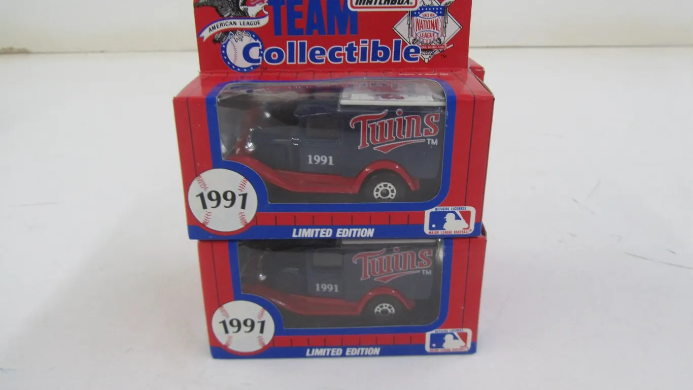 (4) Matchbox 1991 MN Twins Team Collectible Die Cast Cars