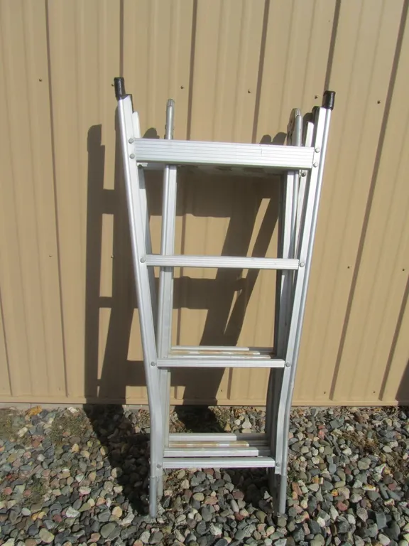 Foldaway Ladder
