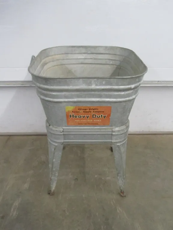 Chicago Heights Galvanized Wash Tub w/Stand
