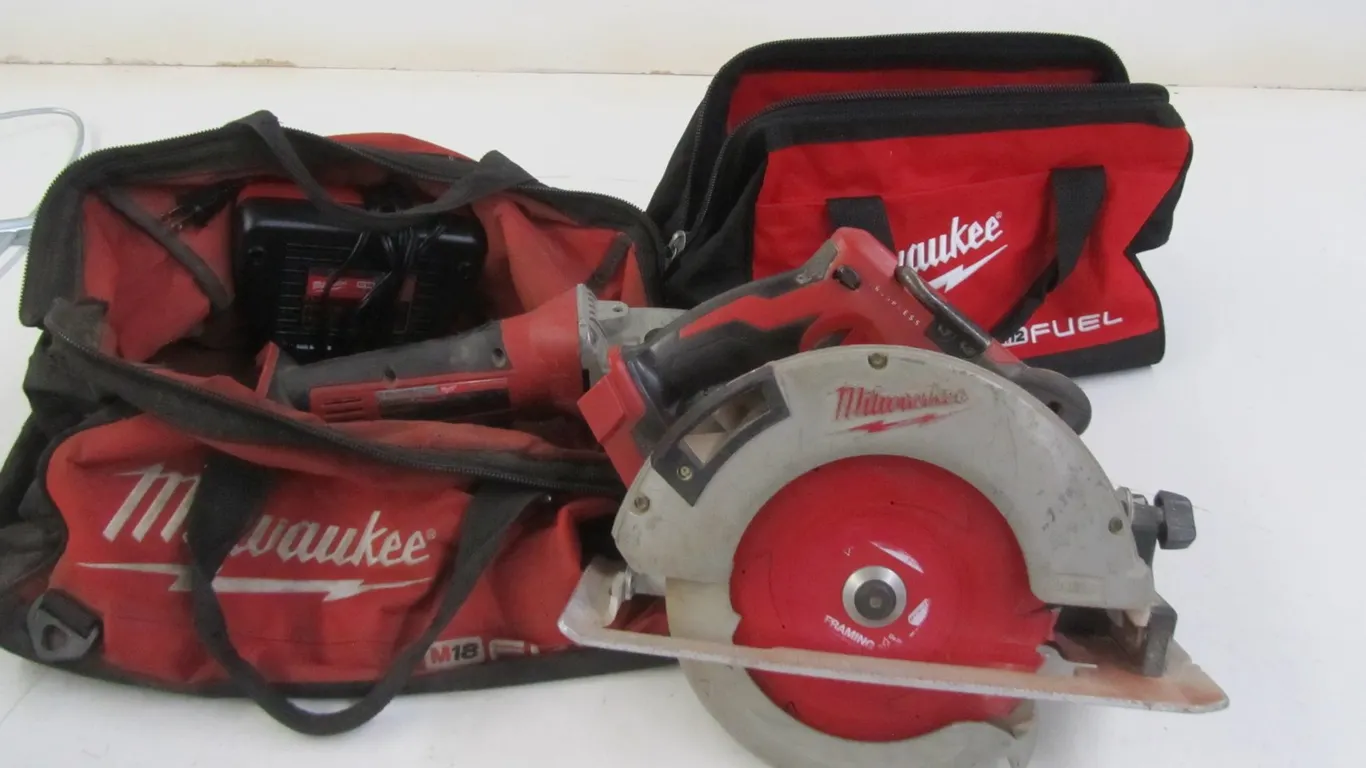 Milwaukee 18v 4-1/2" Angle Grinder And 7-1/4" Circular Saw