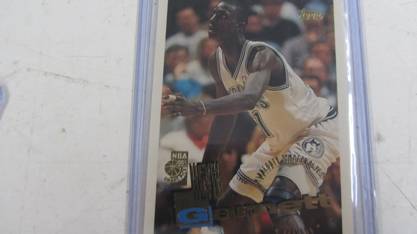 1996 Topps Kevin Garnett Rookie Card