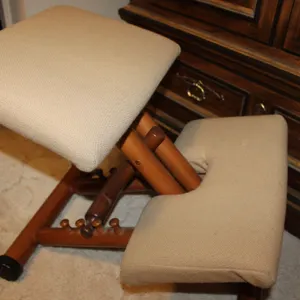 Kneeling Chair