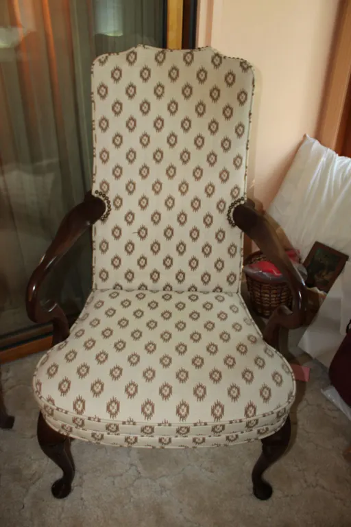 Queen Anne Armchair