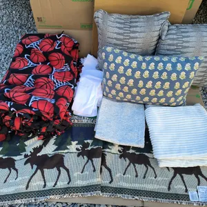 Decorative Pillows, Pillowcase, Blanket, Table Runner, Kitchen Towels Lot
