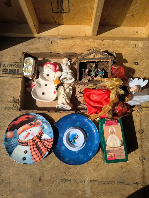 Christmas Decorations Lot