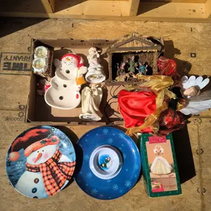 Christmas Decorations Lot
