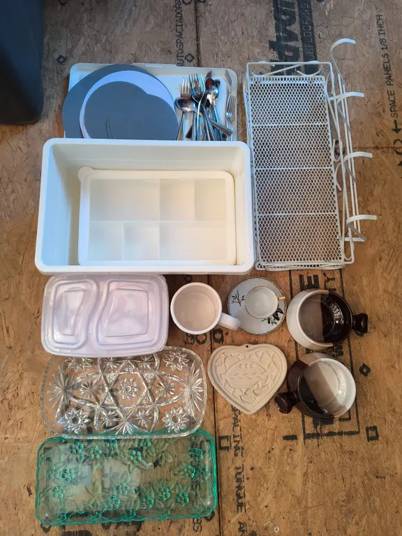 Kitchenware & Collectibles Lot - Anchor Hocking, Pampered Chef, Stainless Steel Silverware, Stonewar