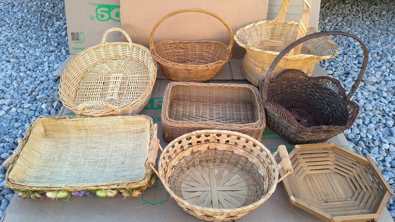 Woven & Wicker Baskets Lot