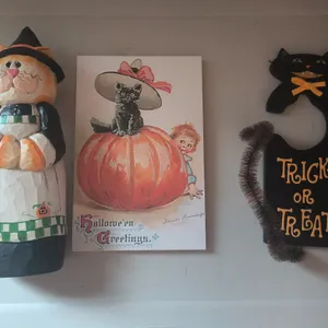 Halloween Decor Lot
