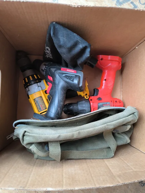 Power Tool & Tool Bag Lot