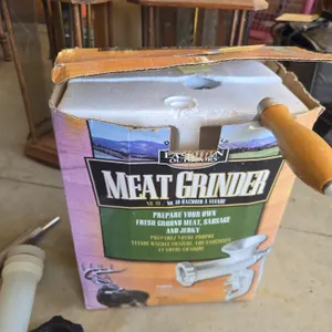 Eastman outdoors meat grinder, new inbox