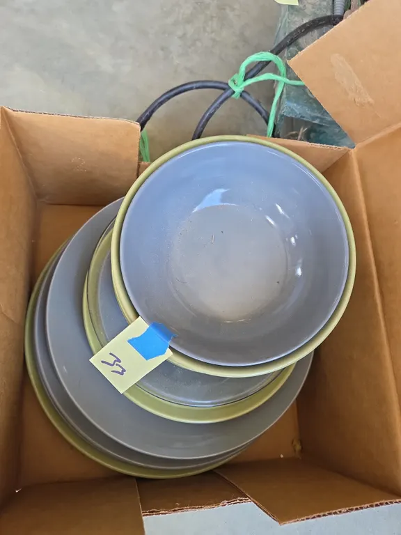 Assorted dinnerware
