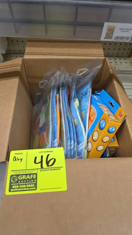 Children's mixed inflatable pool floats and swim aids. Lot includes assorted Bestway items including Splash & Play cushions, armbands, and a Disney Pi