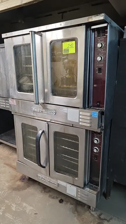 Southbend Marathoner Gold double-deck gas convection oven. Features stainless steel construction, glass door windows, interior wire racks, dual-speed