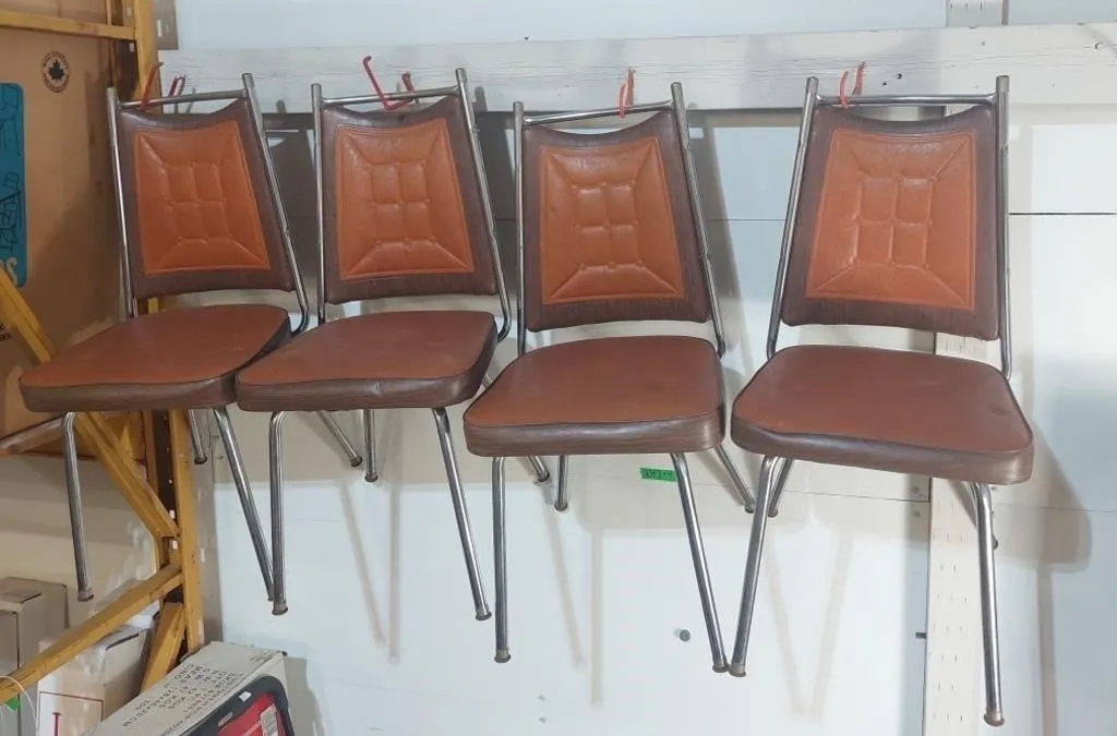 4, mid-century chrome chair has distinct tufted