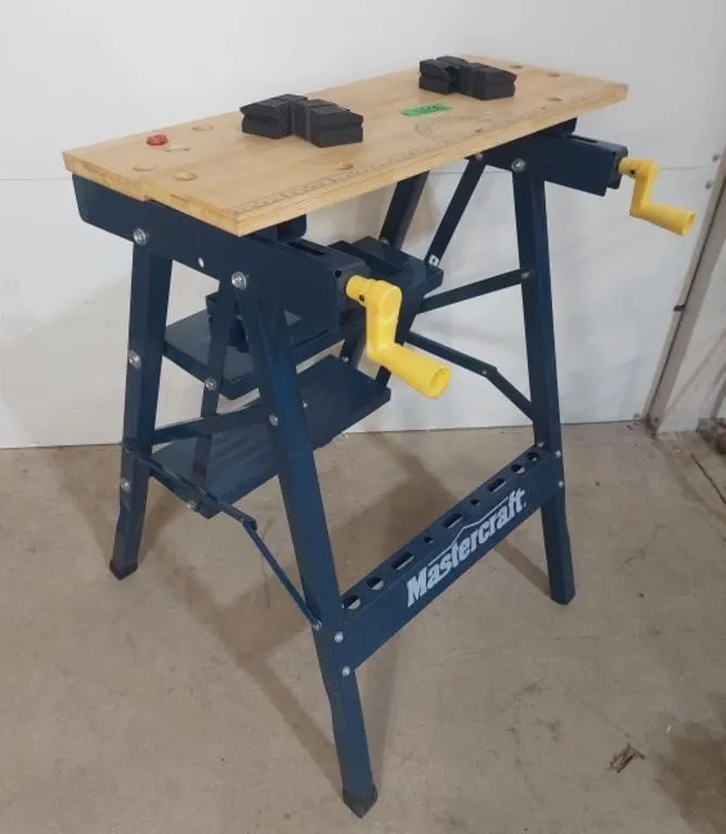 Mastercraft adjustable folding workbench