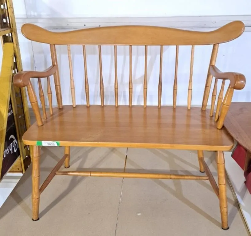 Maple deacon's bench - 35"w�18"d�35h