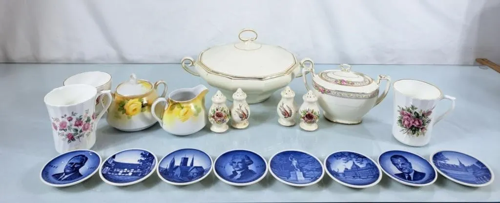 Royal Copenhagen Collectible Plates, Nippon Cream