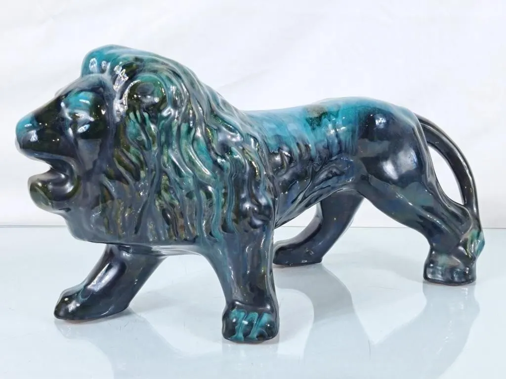 Blue Mountain Pottery Style Lion Figurine - 9"H
