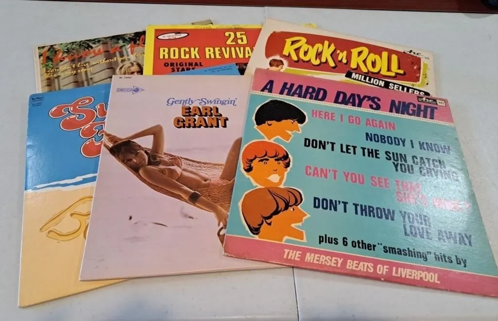 Vintage Vinyl Records - The Mersey Beats, Earl