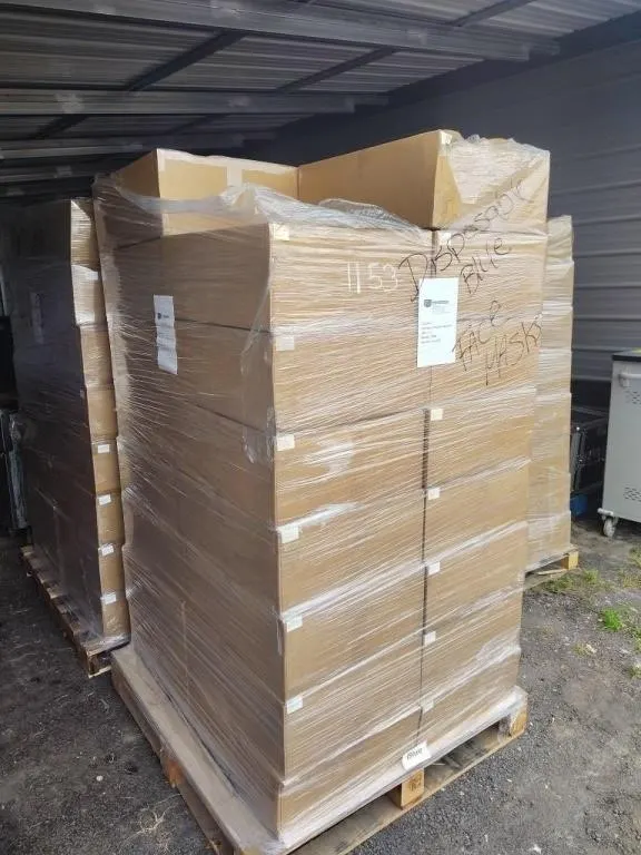 X1 PALLET OF MASKS