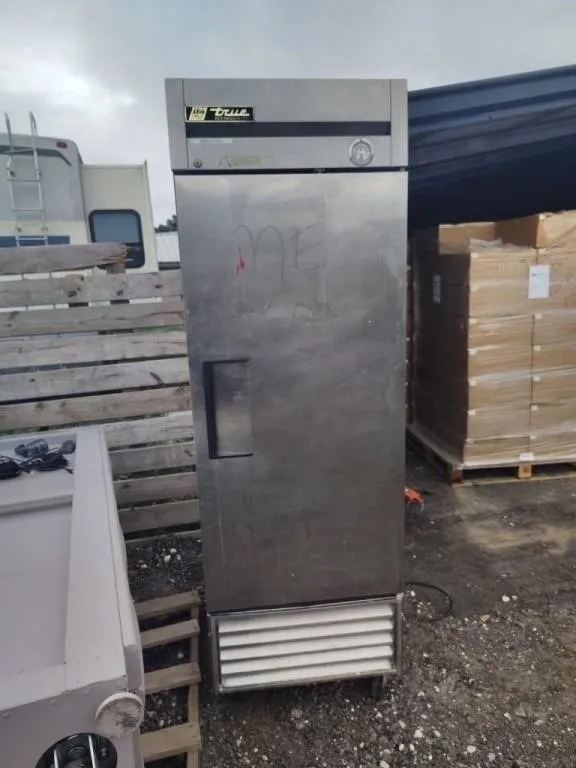 REFRIGERATOR