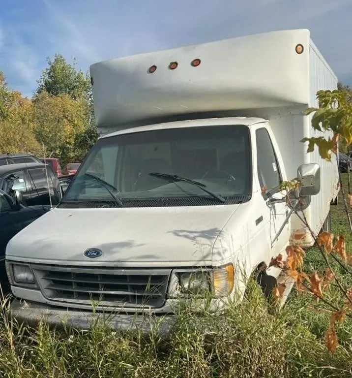 Salvage Vehicle - Ford model E350 w/16ft Van