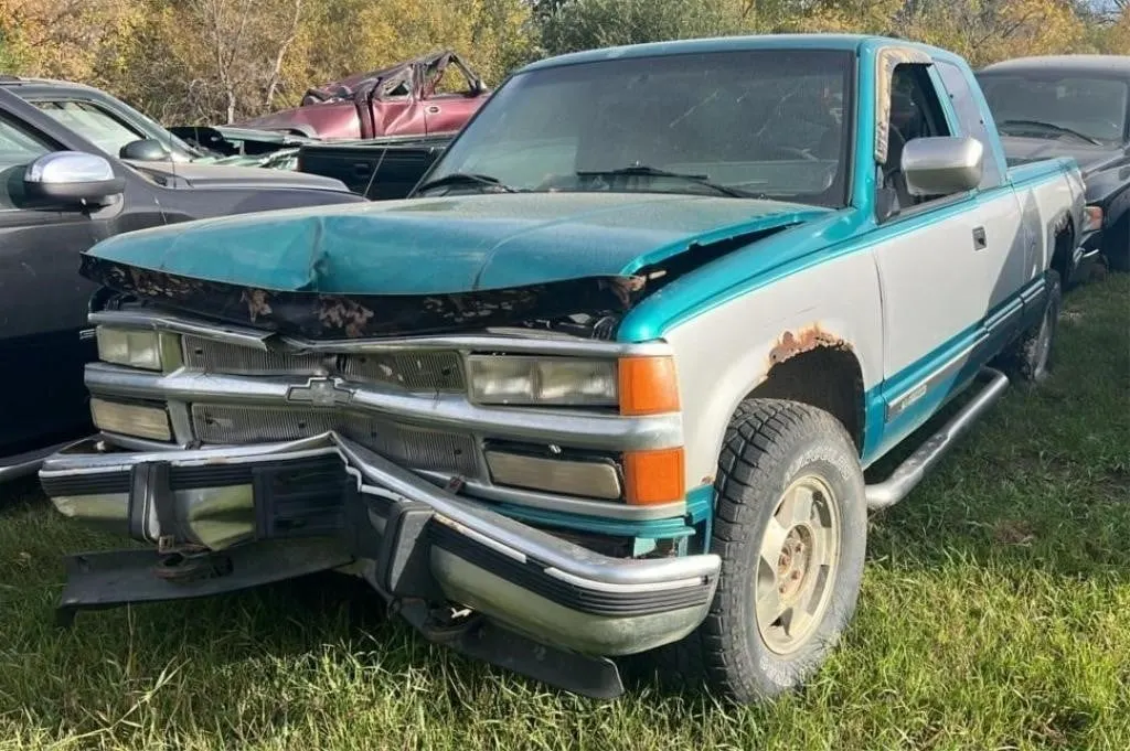 Salvage Vehicle - Chevrolet 1500 Truck. PARTS