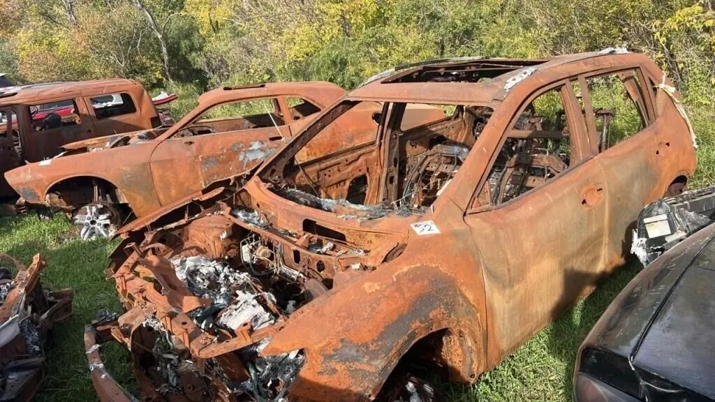 Salvage Vehicles - Lot of 8 Burnt Out Cars. PARTS